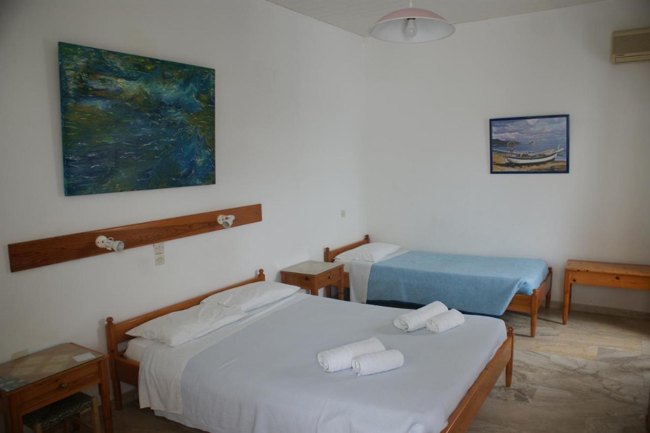 Hotel Eleftheria パロス島 エクステリア 写真