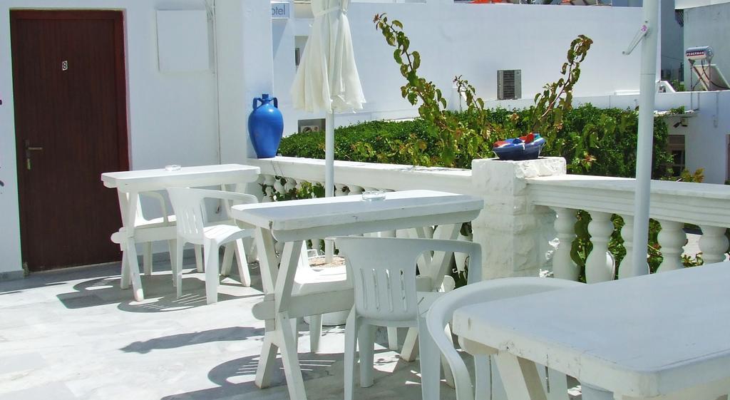 Hotel Eleftheria パロス島 エクステリア 写真